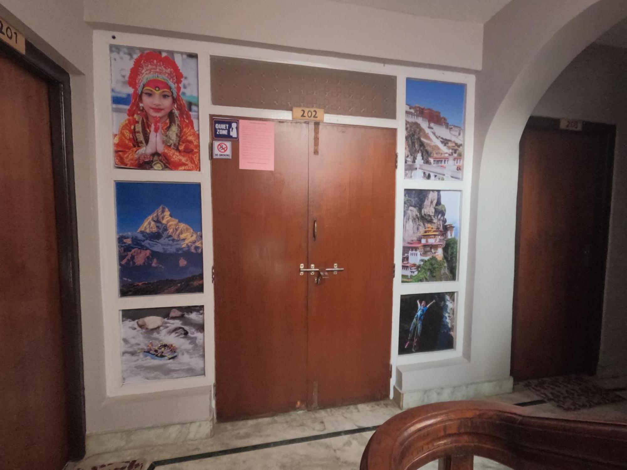 Hello Ktm Hostel Katmandu Dış mekan fotoğraf